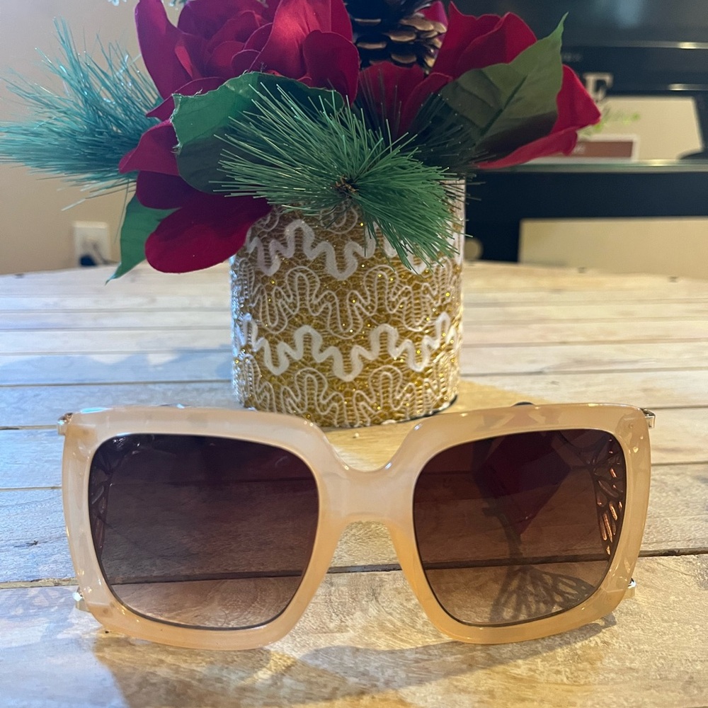 Betsey Johnson Beige and Blue Sunglasses
